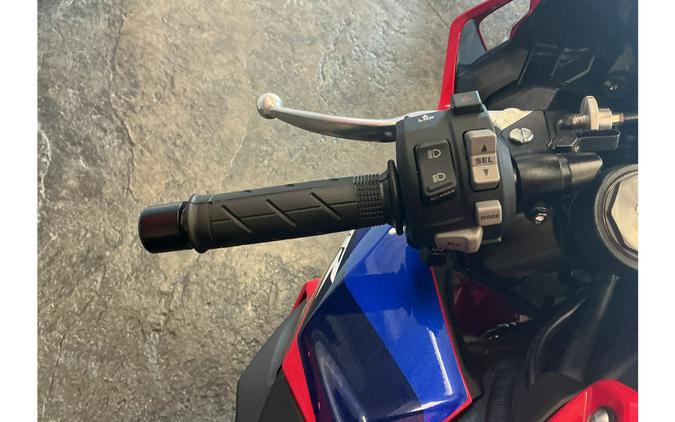2023 CBR1000RR - Honda