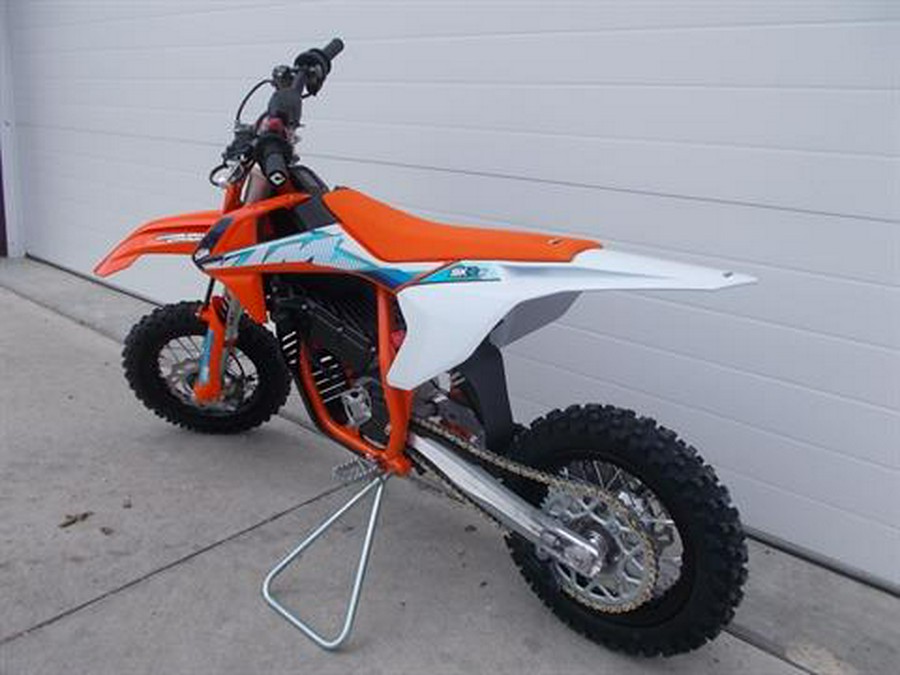 2024 KTM SX-E 3