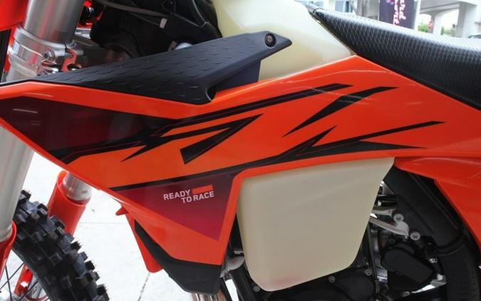 2026 KTM XC 300 W