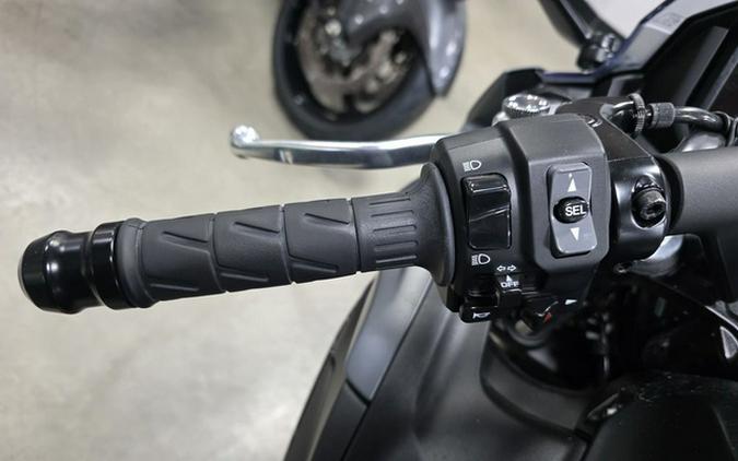 2024 Kawasaki Ninja 650 Metallic Matte Dark GrayMetallic Spark