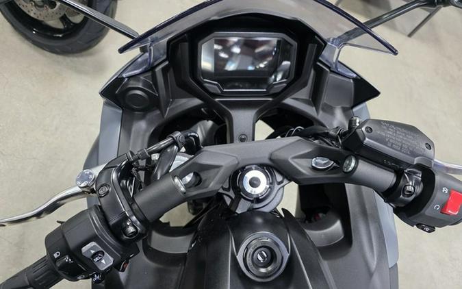 2024 Kawasaki Ninja 650 Metallic Matte Dark GrayMetallic Spark