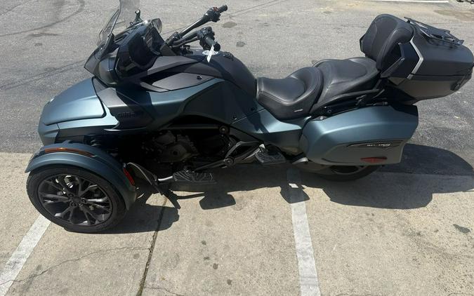 2026 Can-Am® Spyder F3 Limited Dark