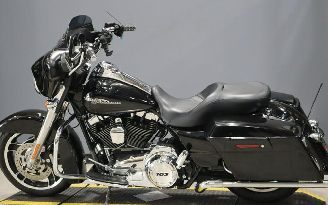 2013 Harley-Davidson Street Glide FLHX