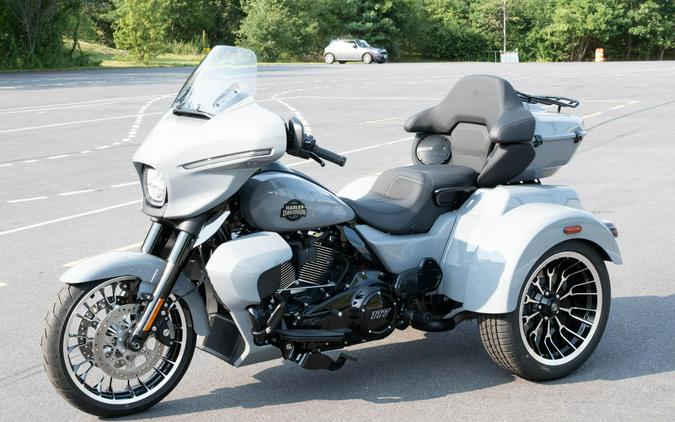 2026 Harley-Davidson Street Glide 3 Limited FLHLT