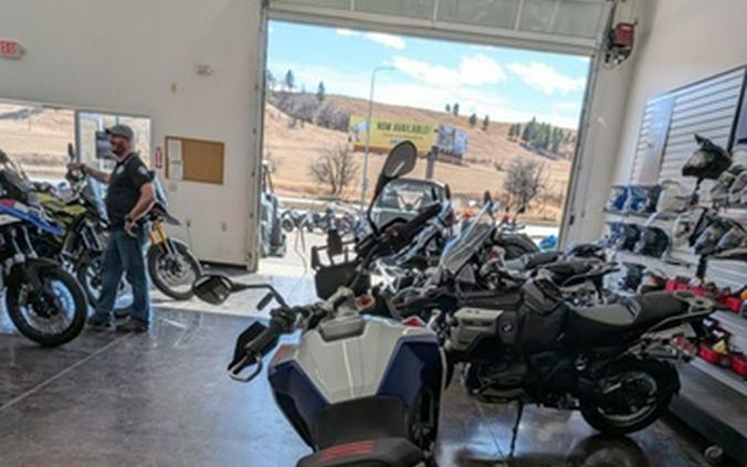 2026 BMW F 900 GS GS Trophy 900 GS