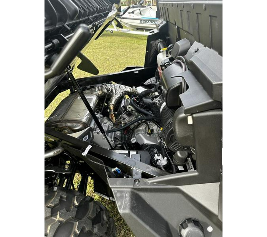 2024 Can-Am® Defender MAX DPS HD9 Timeless Black