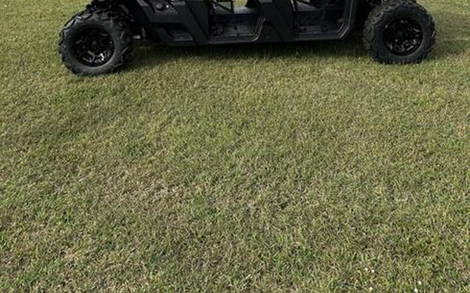 2024 Can-Am® Defender MAX DPS HD9 Timeless Black