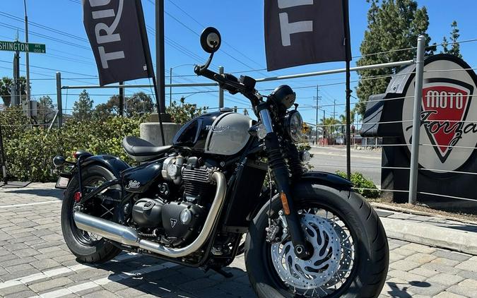 2024 Triumph Bonneville Bobber Jet Black/Ash Gray