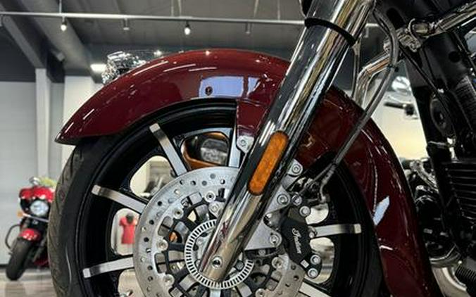 2024 Indian Motorcycle® Chieftain® Limited with Powerband Audio Package Maroon Metallic/Graphics