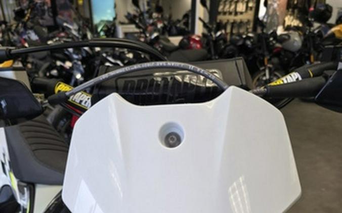 2026 Triumph TF 450-C Jet Black Pure White