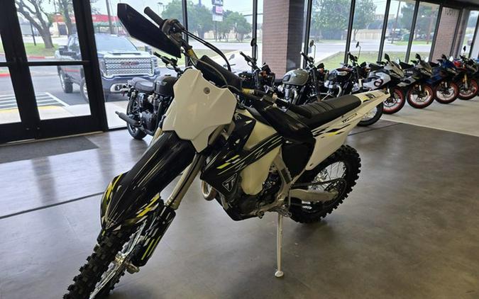 2026 Triumph TF 450-C Jet Black Pure White