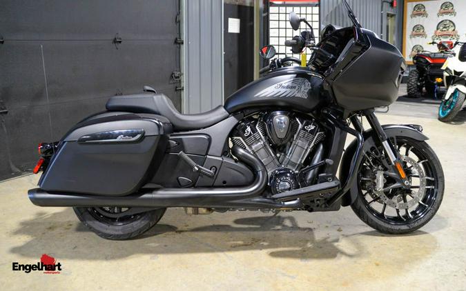 2024 Indian Motorcycle Challenger® Dark Horse® with PowerBand Audio Package