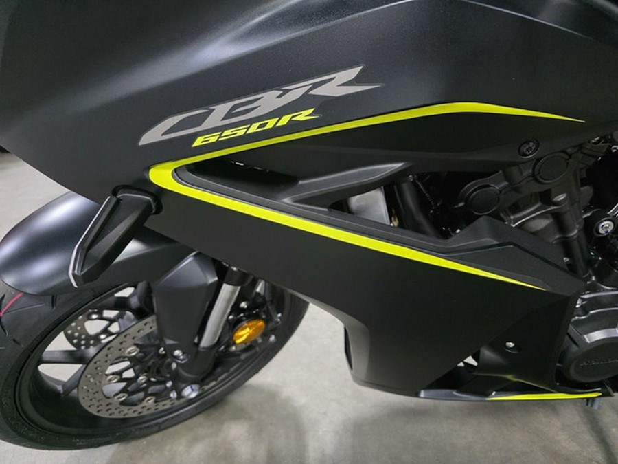 2026 Honda CBR650R E-Clutch E-Clutch