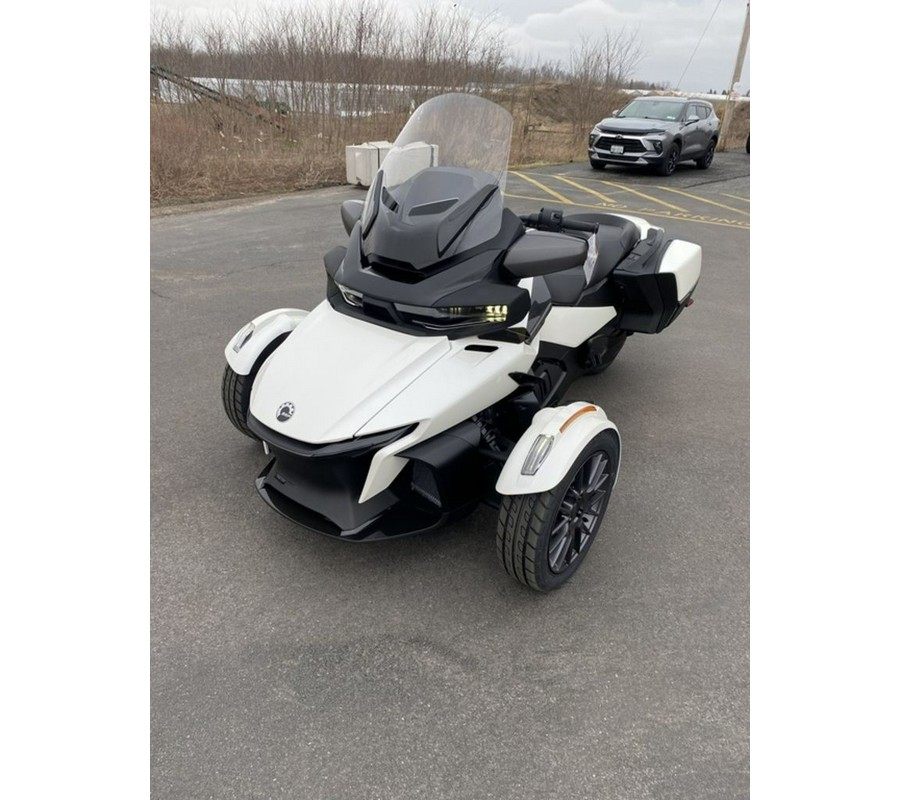 2026 Can-Am® Spyder RT