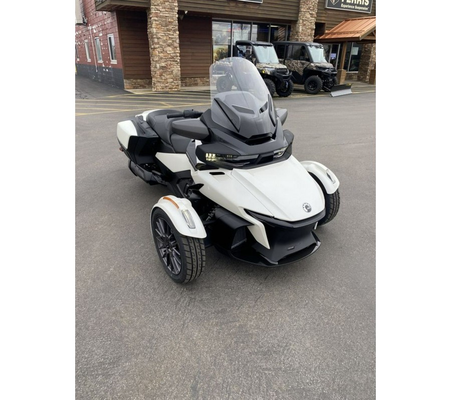 2026 Can-Am® Spyder RT