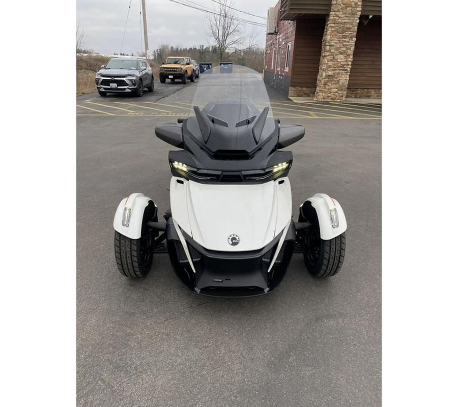 2026 Can-Am® Spyder RT