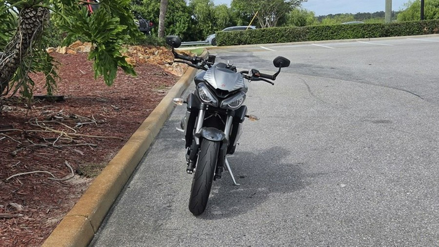 2022 Triumph Street Triple RS Silver Ice RS