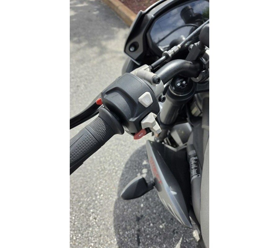 2022 Triumph Street Triple RS Silver Ice RS