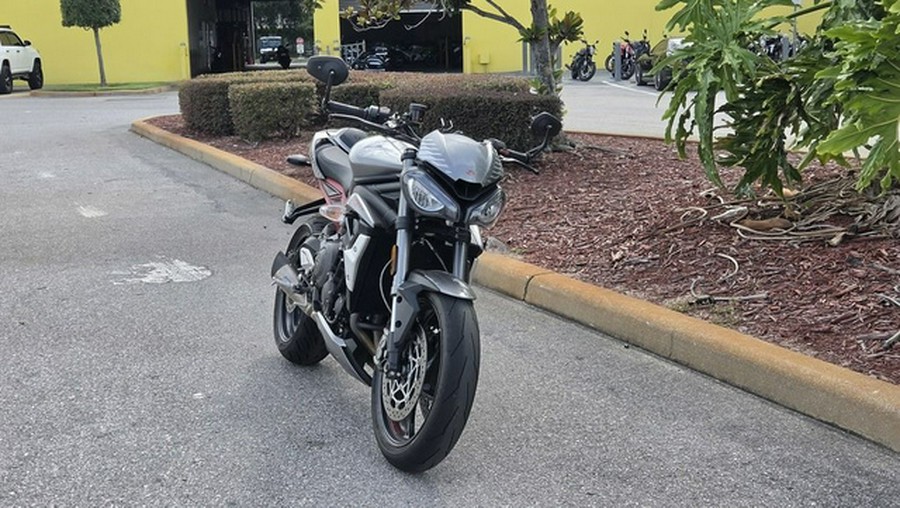 2022 Triumph Street Triple RS Silver Ice RS