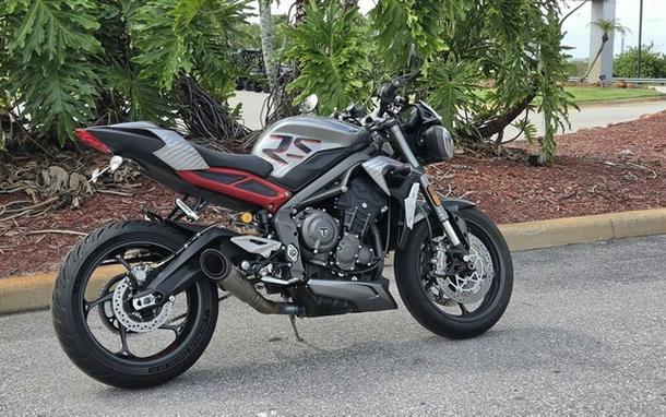 2022 Triumph Street Triple RS Silver Ice RS