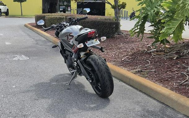 2022 Triumph Street Triple RS Silver Ice RS