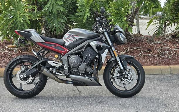 2022 Triumph Street Triple RS Silver Ice RS