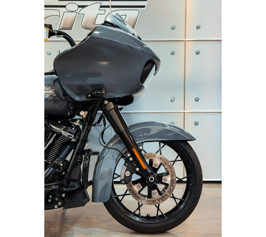 2022 Harley-Davidson® Road Glide® Special