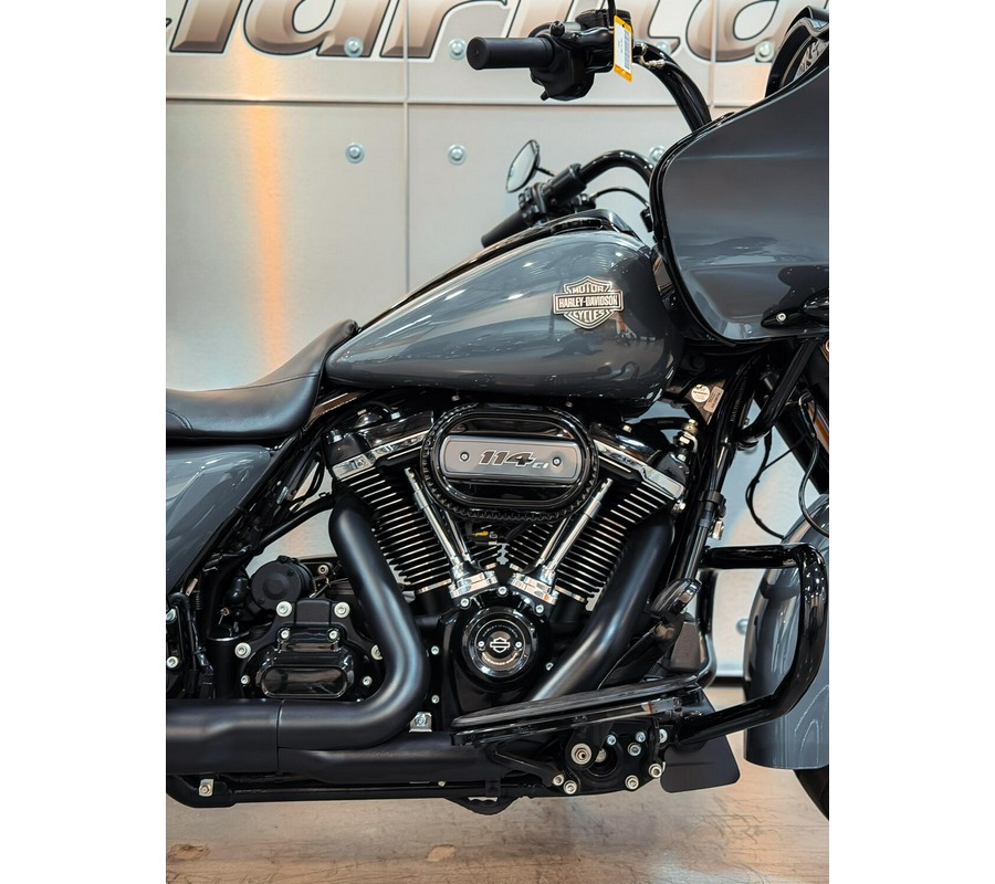 2022 Harley-Davidson® Road Glide® Special