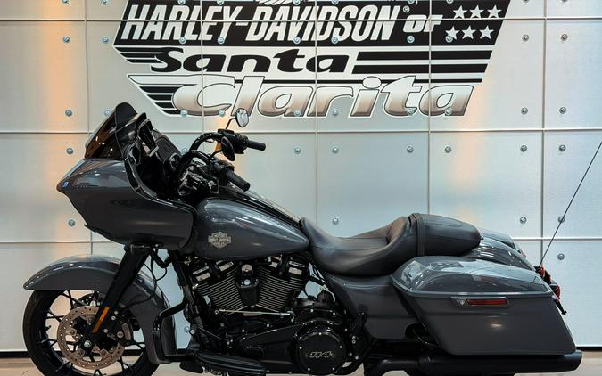 2022 Harley-Davidson® Road Glide® Special