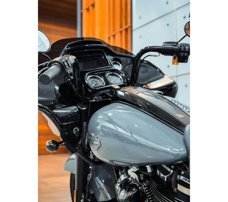2022 Harley-Davidson® Road Glide® Special