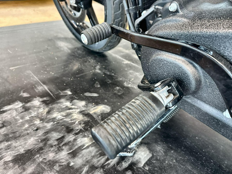 2024 Harley-Davidson® Street Bob® 114 Billiard Gray