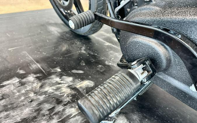 2024 Harley-Davidson® Street Bob® 114 Billiard Gray