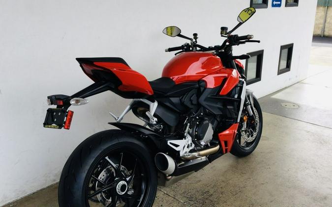 2024 Ducati Streetfighter V2 Red