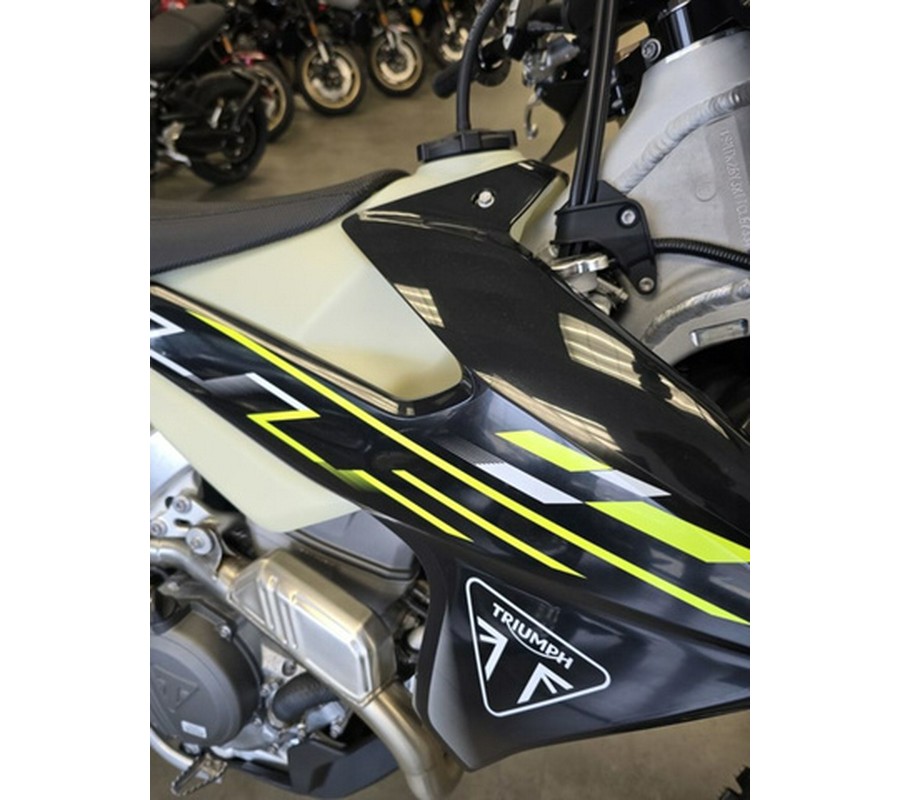 2026 Triumph TF 250-C Jet Black Pure White