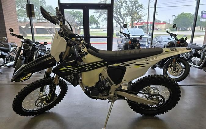 2026 Triumph TF 250-C Jet Black Pure White