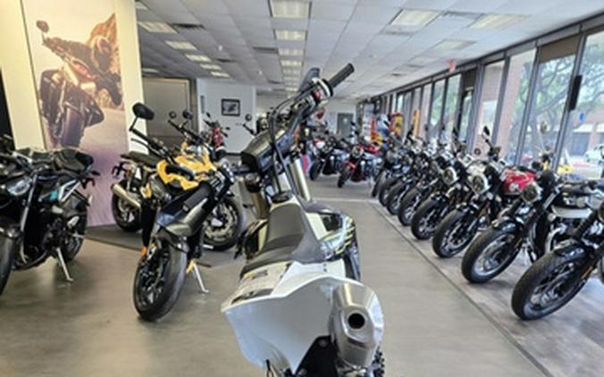 2026 Triumph TF 250-C Jet Black Pure White