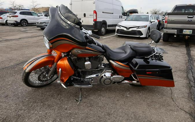 2011 Harley-Davidson® FLHXSE2 - CVO™ Street Glide®