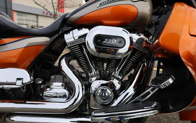 2011 Harley-Davidson® FLHXSE2 - CVO™ Street Glide®