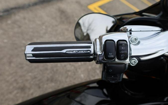 2011 Harley-Davidson® FLHXSE2 - CVO™ Street Glide®