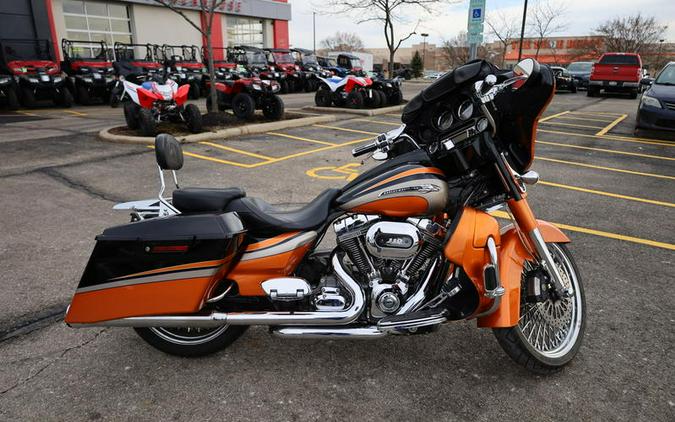 2011 Harley-Davidson® FLHXSE2 - CVO™ Street Glide®