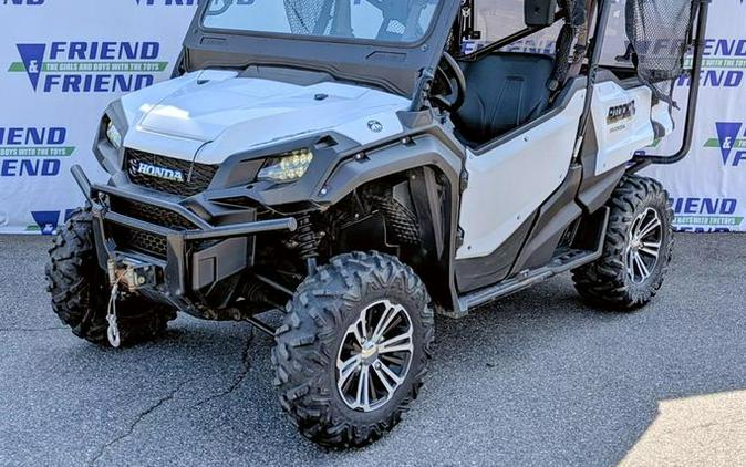 2016 Honda® Pioneer 1000-5 Deluxe
