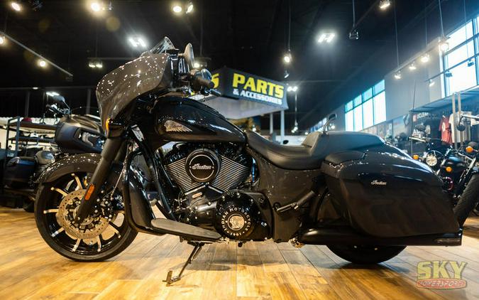 2024 Indian Motorcycle® Chieftain® Dark Horse® w/Powerband Audio Pkg Granite Gray