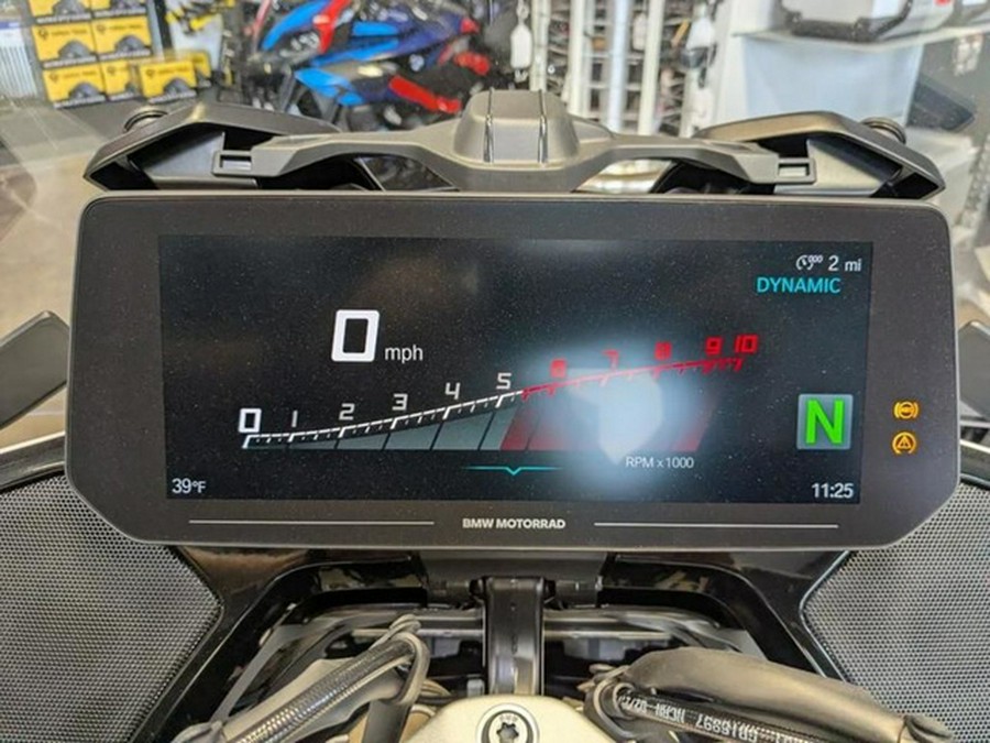 2026 BMW R 1300 RT Alpine White 3 1300 RT