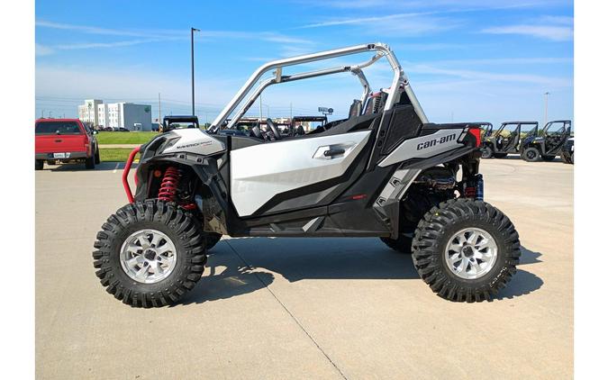 2024 Can-Am Maverick Sport X MR 1000R Silver & Red