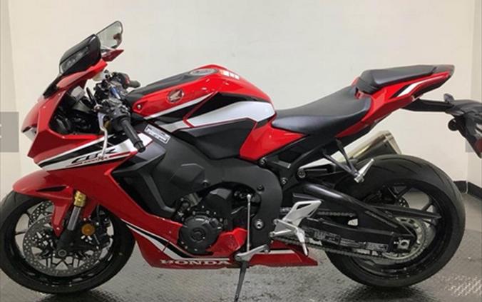 2021 Honda CBR1000RR