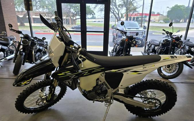 2026 Triumph TF 250-E Jet BlackPure White