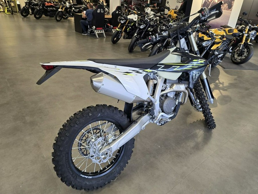 2026 Triumph TF 250-E Jet BlackPure White
