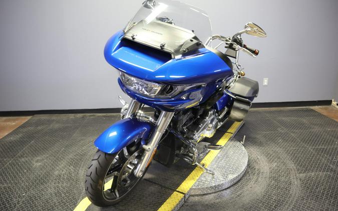 2024 Harley-Davidson Road Glide Blue Burst