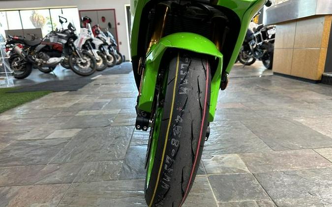 2024 Kawasaki Ninja® ZX™-10R 40th Anniversary Edition ABS