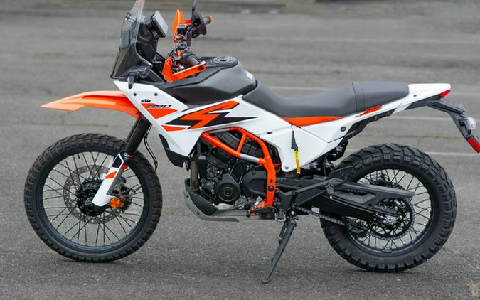 2026 KTM Adventure 390 R